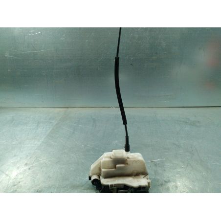 ZAMEK DRZWI PRAWY PRZÓD RENAULT LAGUNA II ( 02-07 ) 1.9 DCI 2003 000662 