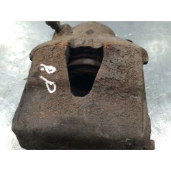 ZACISK HAMULCOWY PRAWY PRZÓD VW GOLF V 1.4 16V MPI2007                                            