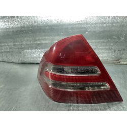LAMPA TYLNA LEWA MERCEDES-BENZ KLASA C W203 2.2 CDI200308-440-1917L                                            