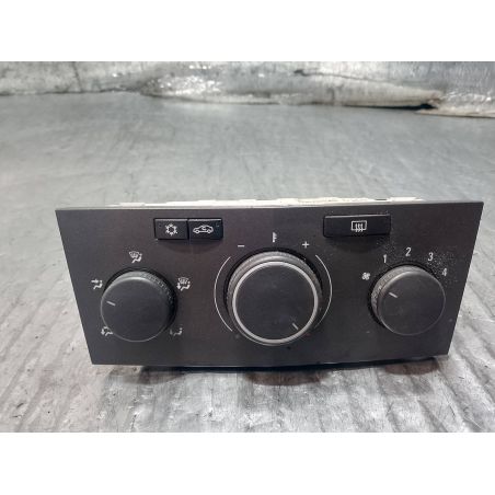 PANEL KLIMATYZACJI OPEL ASTRA H 1.8 16V 2005 13201300 