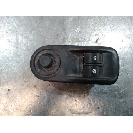 PRZEŁĄCZNIK SZYB LUSTEREK OPEL VIVARO I 1.9 DCI 2003 8200011867   9116523 