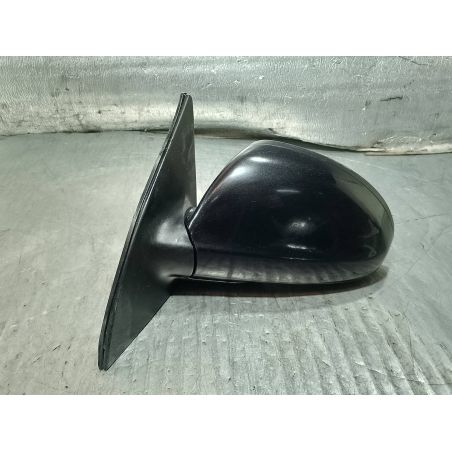 LUSTERKO LEWE KIA CEE'D I 1.6 B 2008 