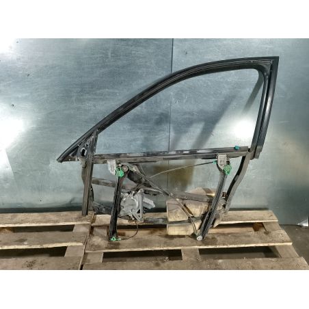 PODNOŚNIK SZYBY LEWY PRZÓD Z STELAŻEM AUDI A4 B5 1.8  1998 8D0837397C  0536001402 