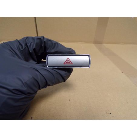 WŁĄCZNIK AWARYJNYCH FORD MONDEO IV 2.0 TDCI 2007 6M2T-13A350-AA 