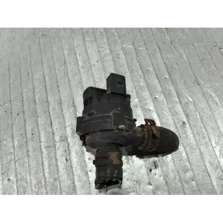 DODATKOWA POMPA WODY MERCEDES-BENZ KLASA E W211 2.6 V6 177KM 2.6 V6 2004 A2118350364   