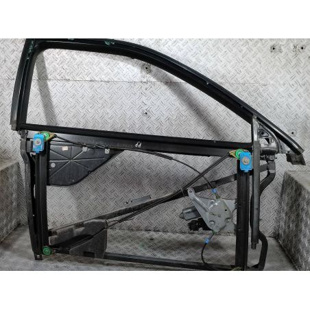 PODNOŚNIK SZYBY PRAWY PRZÓD Z STELAŻEM AUDI A3 ( 8L1 ) 1.9 TDI 1997 8L3837754 