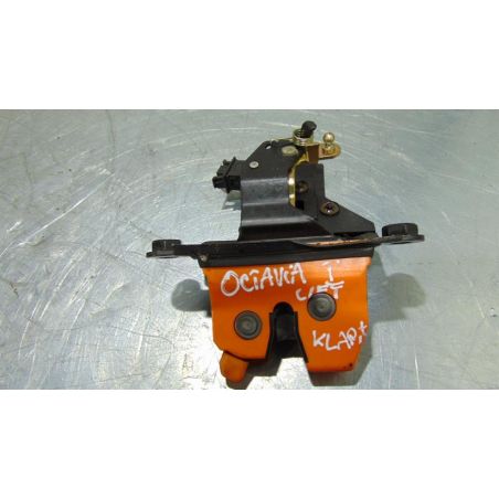 ZAMEK KLAPY SKODA OCTAVIA I LIFT 2002 1U6827501C 