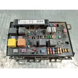 SKRZYNKA BEZPIECZNIKÓW ZEWNĘTRZNA OPEL ASTRA H 1.2200413191130FG                                            