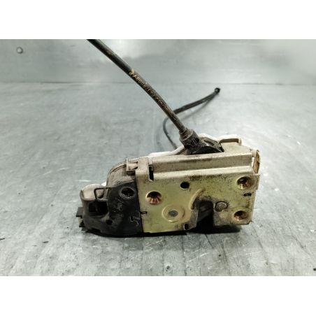 ZAMEK DRZWI PRAWY PRZÓD CITROEN C3 1.1 2005 