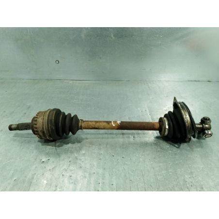 PÓŁOŚ LEWA PRZÓD RENAULT KANGOO I ( 97-08 ) 1.4 2000 