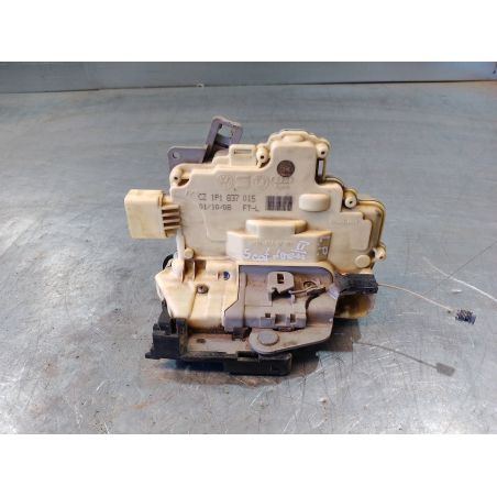 ZAMEK DRZWI LEWY PRZÓD SEAT LEON II 2.0 TDI 2006 1P1837015 