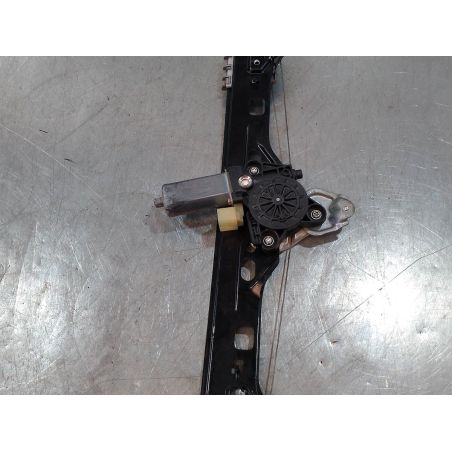 PODNOŚNIK SZYBY LEWY TYŁ MERCEDES-BENZ W203 1.8 2004 A2038202942   104048-XXX 