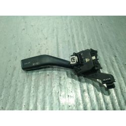 PRZEŁĄCZNIK MANETKA KIERUNKOWSKAZÓW VW CADDY II 1.6 B20041K0953513                                            