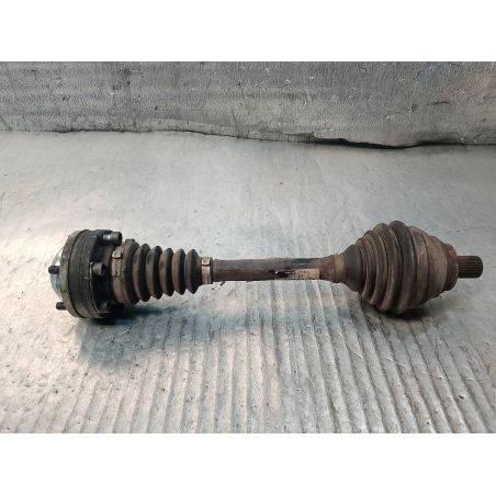 PÓŁOŚ LEWA PRZÓD VW PASSAT B6 2.0 TDI 2006 1K0407271BJ 