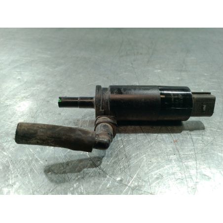 POMPKA SPRYSKIWACZA BMW E60 3.0 D 2003 67.12-8377613   57786310 