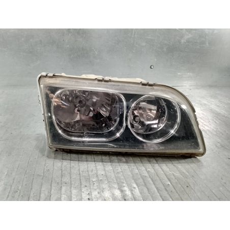 LAMPA PRZÓD PRAWA VOLVO V40 ( 95-04 ) 1.9 DCI 2003 20-A271B 