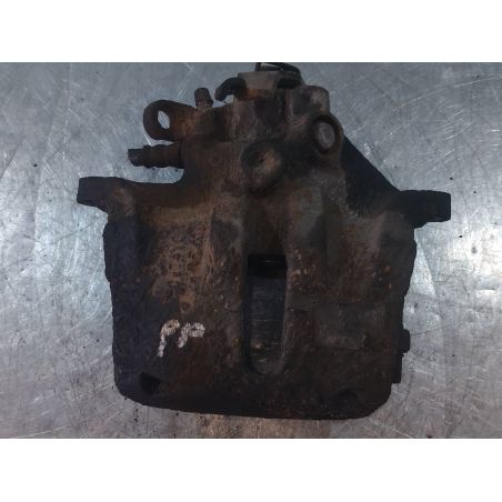 ZACISK HAMULCOWY PRAWY PRZÓD CITROEN C5 FL 2.0 16V 2004 