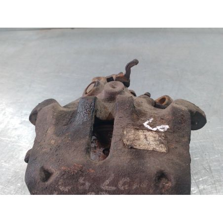 ZACISK HAMULCOWY LEWY PRZÓD CITROEN C5 FL 2.0 16V 2004 