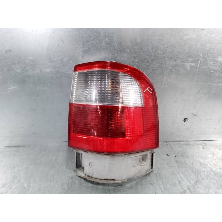 LAMPA TYLNA PRAWA FORD GALAXY MK II 1.9 TDI 2002 964466  964464   