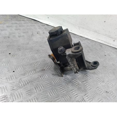 POMPA WSPOMAGANIA MERCEDES-BENZ W203 1.8 2002 