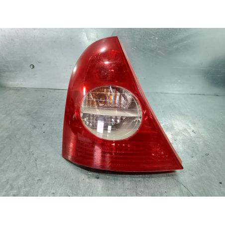 LAMPA TYLNA LEWA RENAULT CLIO II LIFT 1.2 8V 2002 11-A232B 