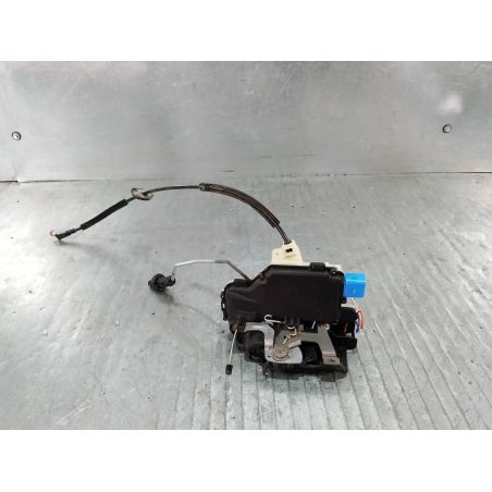 ZAMEK DRZWI PRAWY PRZÓD VW PASSAT B5 FL 1.8T 20V  2002 3B1837016CB 