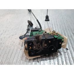 ZAMEK DRZWI PRAWY PRZÓD VW PASSAT B5 FL 2.0 B2003                                            