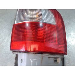 LAMPA TYLNA PRAWA FORD GALAXY MK II 1.9 TDI20017M5945258   964466    964464                                            