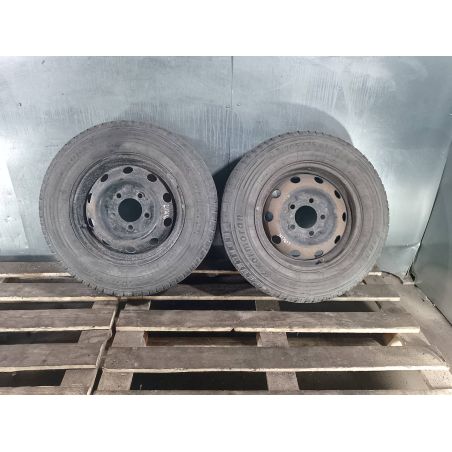 FELGI STALOWE PARA 16 Z OPONAMI DAEWOO LUBLIN 2000 205/75 R16C 