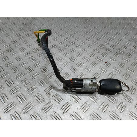 STACYJKA RENAULT TRAFIC ( 01-14 ) 1.9 DCI 2003 N0501029 