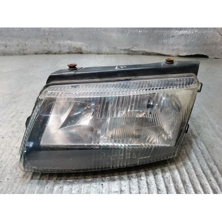 LAMPA PRZÓD LEWA VW PASSAT B5 1.9 TDI 1999 
