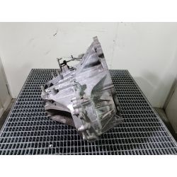 SKRZYNIA BIEGÓW MANUALNA MAZDA  2.0 16V2013C6520                                            