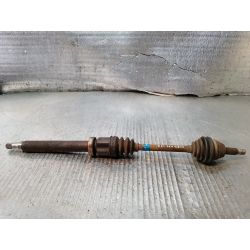 PÓŁOŚ PRAWA PRZÓD FORD FIESTA MK6 1.320062S6W-3B436-FA                                            