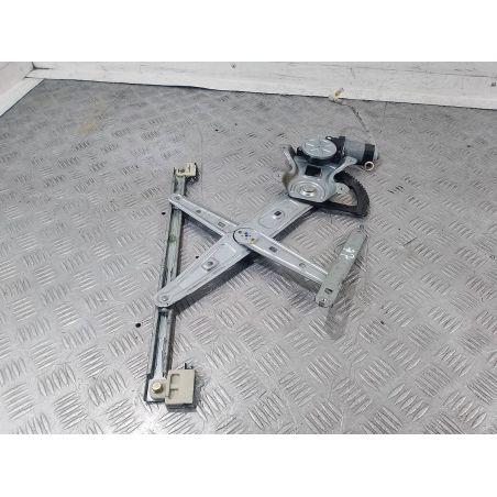 PODNOŚNIK SZYBY PRAWY PRZÓD GEELY MK 1.5 GL 1.5 GL 2013 230016  101800566053R  130330 