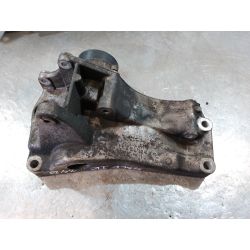 ŁAPA ALTERNATORA VW GOLF IV 1.42001030145189H                                            