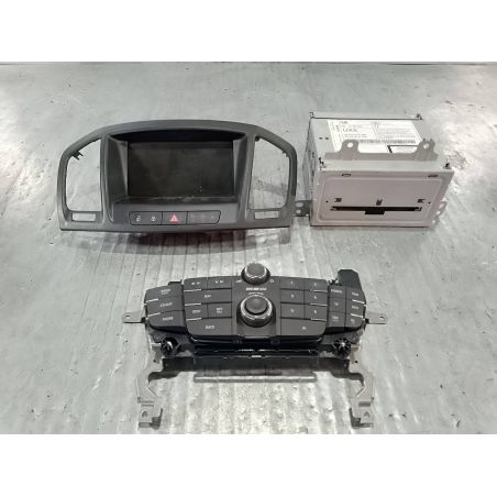 RADIO CD NAVI OPEL INSIGNIA A 1.6 16V VVT TURBO 2010 13337253  13223793  13273256 