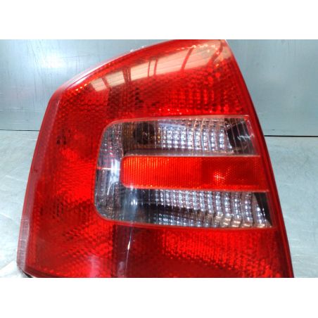 LAMPA TYLNA LEWA SKODA OCTAVIA II 1.9 TDI 2008 08-665-1909L-R    15-665-1909L-R 