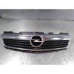 ATRAPA GRILL GRIL OPEL ZAFIRA B 1.9 CDTI200813136136   13150867   13150868   13136138                                            