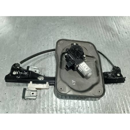 PODNOŚNIK SZYBY LEWY PRZÓD SKODA FABIA II LIFT 1.6 TDI 75KM 1.6 TDI 2012 6R0959801M 