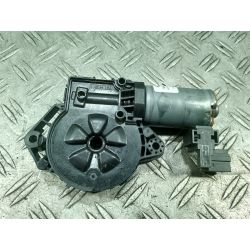 SILNICZEK SZYBERDACHU MAYBACH X222 6.0 V1220150390200101                                            