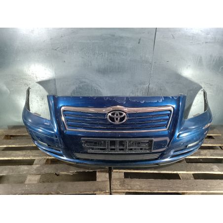 ZDERZAK PRZÓD TOYOTA AVENSIS II T25 2.0 16V 2006 