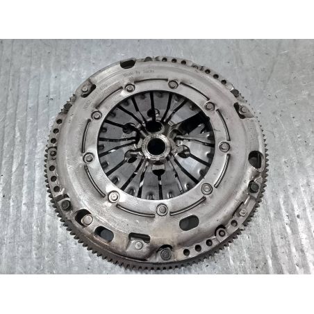 KOŁO DWUMASOWE KOMPLETNE VW GOLF V 1.9 TDI 2005 2289000299  2294001982  3082001409   