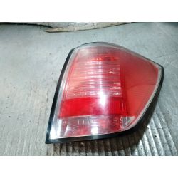 LAMPA TYLNA PRAWA OPEL ASTRA H 1.8 16V200424451840  314121203 417002                                            