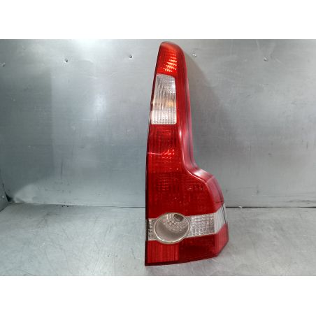 LAMPA TYLNA PRAWA VOLVO V50 1.6 HDI  D4164T 2006 30698920 