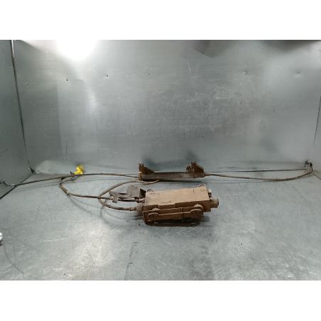 HAMULEC RĘCZNY ELEKTRYCZNY RENAULT SCENIC II ( 03-09 ) 1.6 16V 115KM 1.6 16V 2005 8200522625 