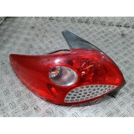 LAMPA TYLNA LEWA PEUGEOT 206 PLUS 1.4 8V 2008 11-8058 L 
