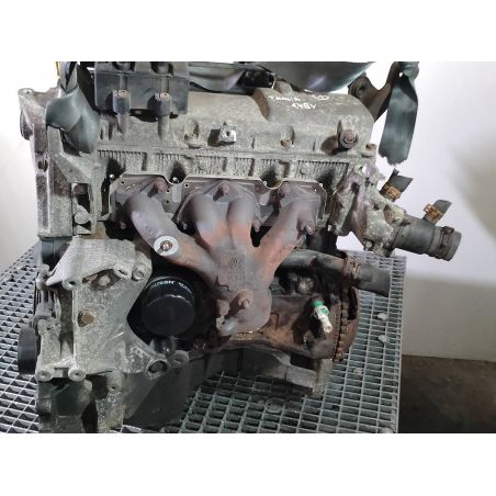 SILNIK RENAULT THALIA ( 01-08 ) 1.4 8V 2001 