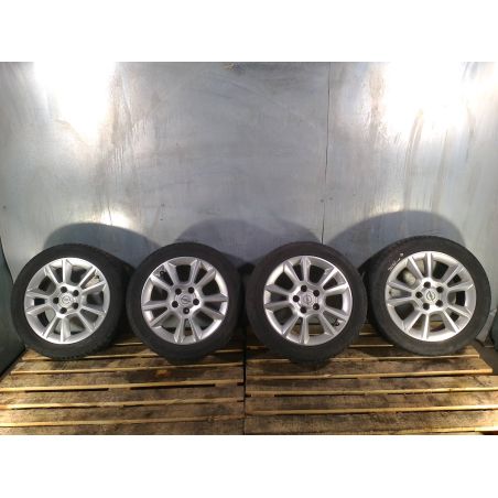 FELGI ALUMINIOWE KOMPLET 16 Z OPONAMI OPEL MERIVA A 1.7 CDTI 1.7 CDTI 2004 205/50  R16 87W 13211454 
