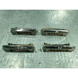 KLAMKI ZEWNĘTRZNE KOMPLET FIAT 125P 1.5 ME1980                                            