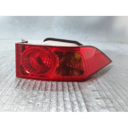 LAMPA TYLNA PRAWA HONDA ACCORD VII 2.0 2003 P3212R 